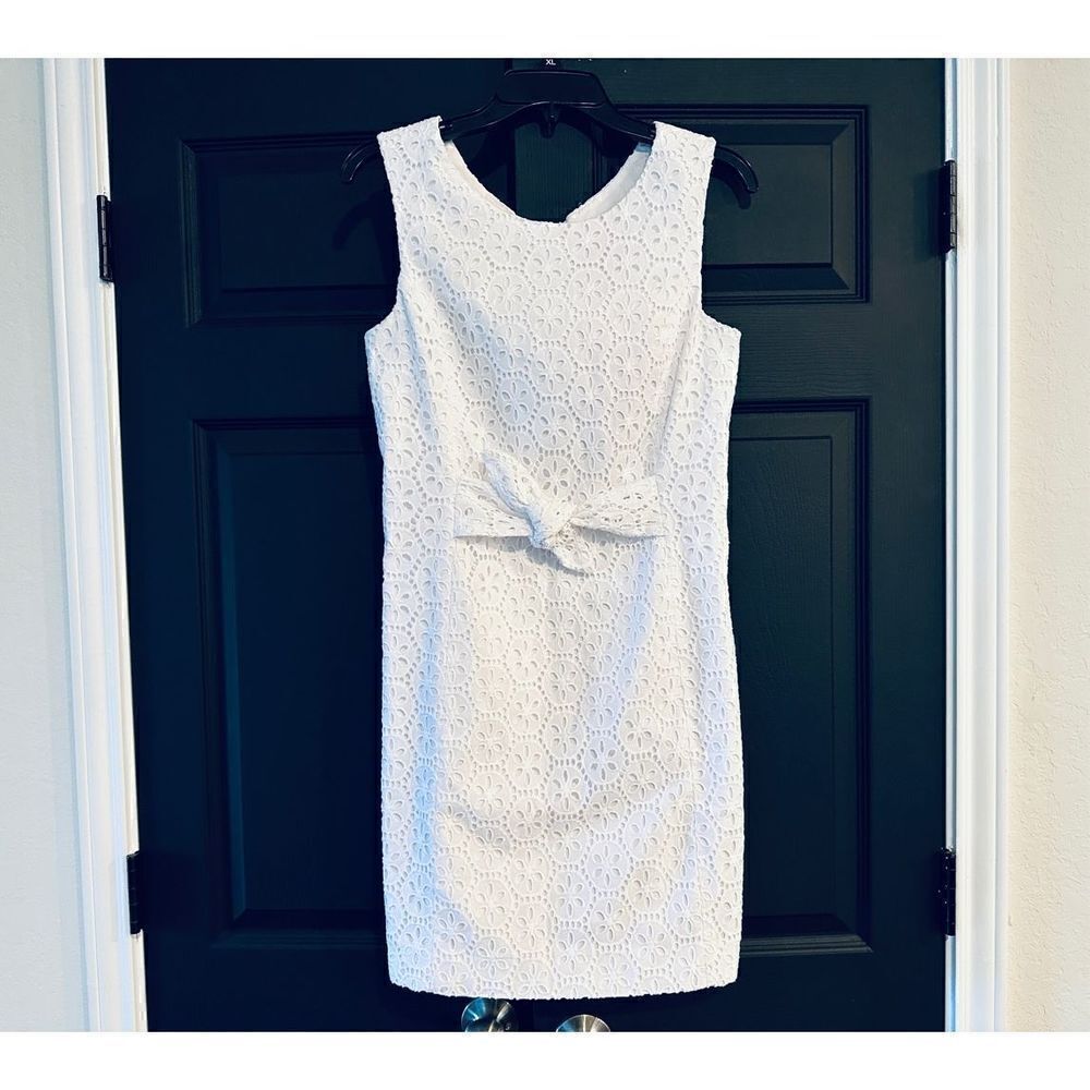 Lilly Pulitzer Clarise Lace Shift Dress - Picture 2 of 8